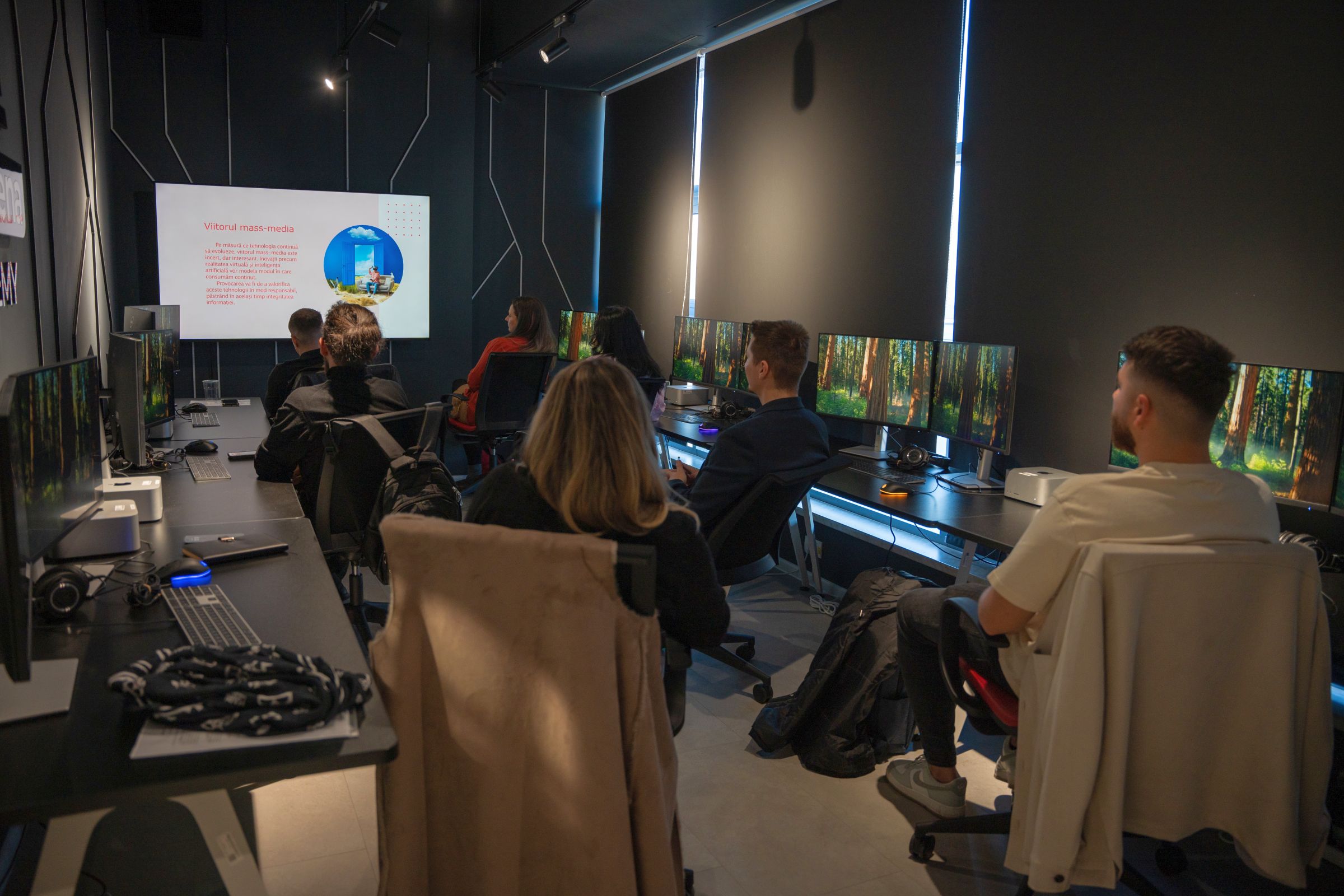 Creative Video Storyteller
