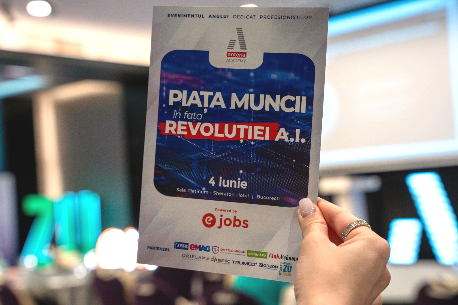 Antena Academy și Antena Group au organizat conferința „Piața muncii în fața revoluției AI”, eveniment dedicat viitorului muncii și transformării organizațiilor